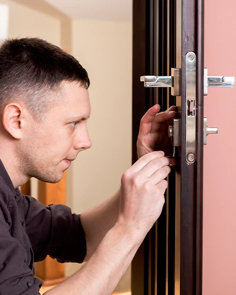 : Professional Locksmith For Commercial And Residential Locksmith Services in Vernon Hills, IL