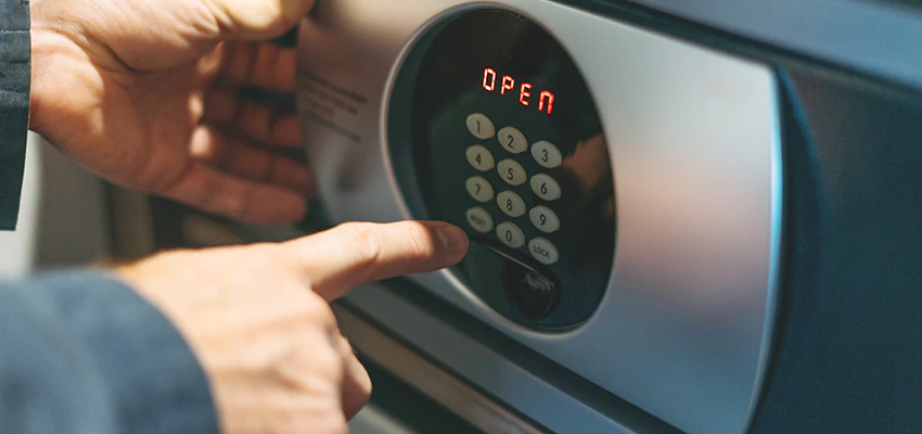 Cash Safe Openers in Vernon Hills, Illinois