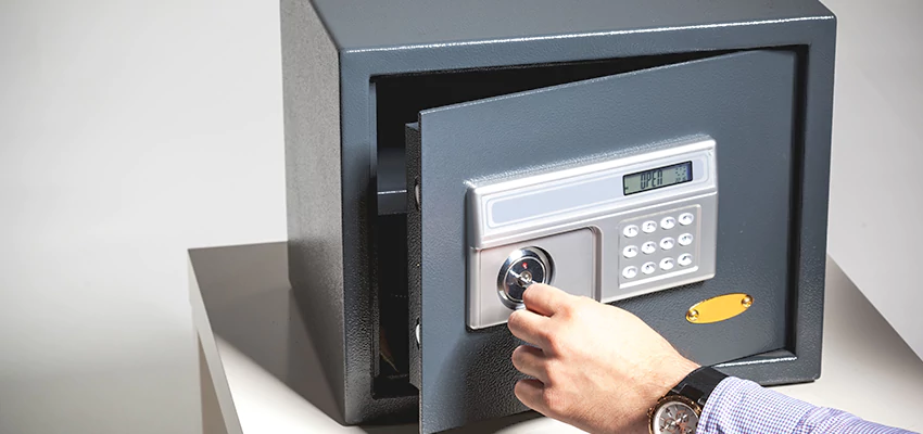 Jewelry Safe Unlocking Service in Vernon Hills, Illinois